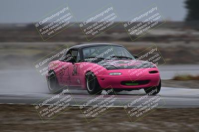 media/Nov-15-2025-CalClub SCCA (Sat) [[7bfa5a7151]]/Race/Group 4/